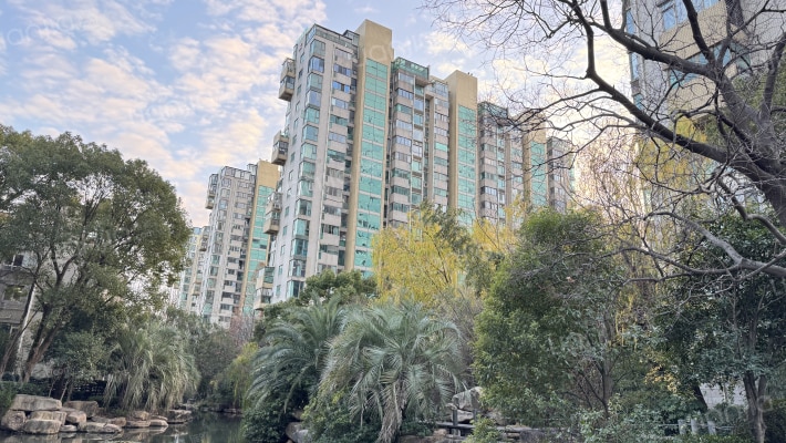 枫情水岸外景图