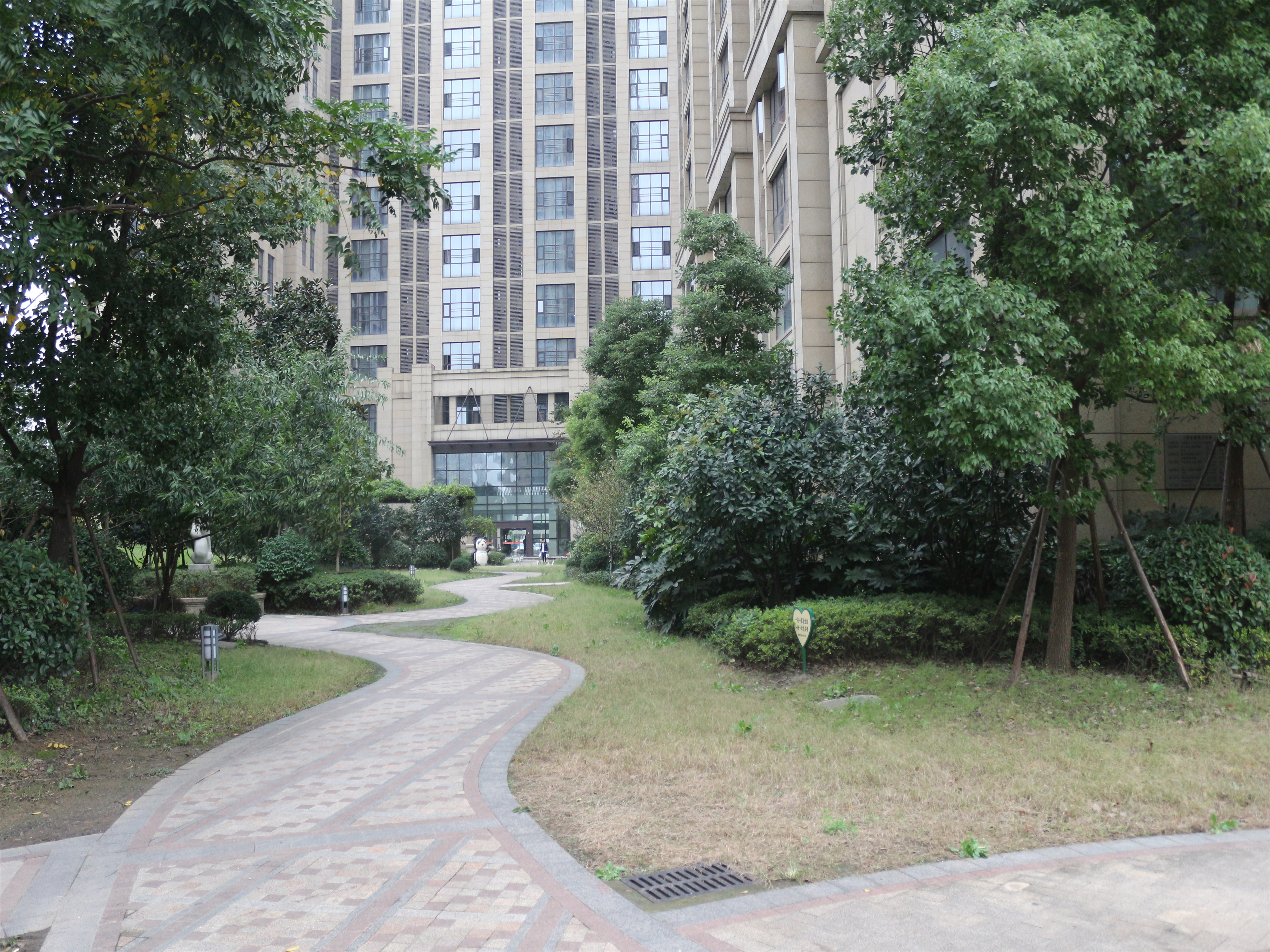 积家小区实景 9