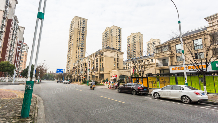 阳光悦湖豪苑外景图