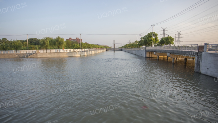 陆家嘴红醍半岛(别墅)外景图