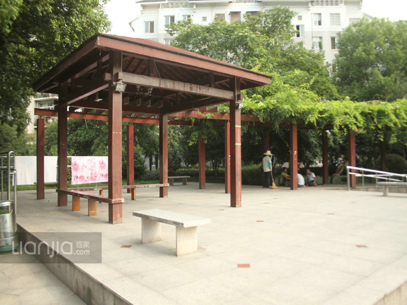 中兴花园小区实景 16