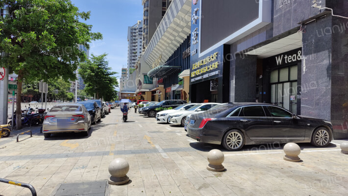 中港华庭外景图