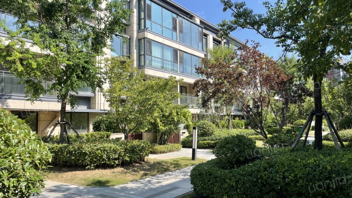 招商雍华府外景图