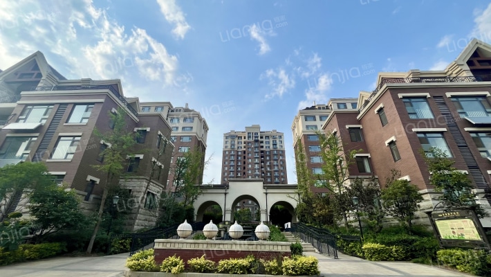 碧桂园莱蒙湖外景图