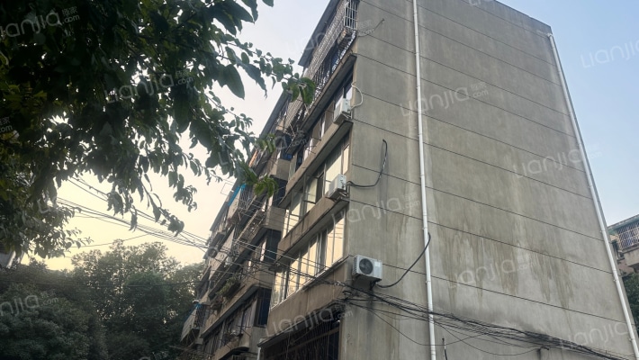 农行宿舍外景图