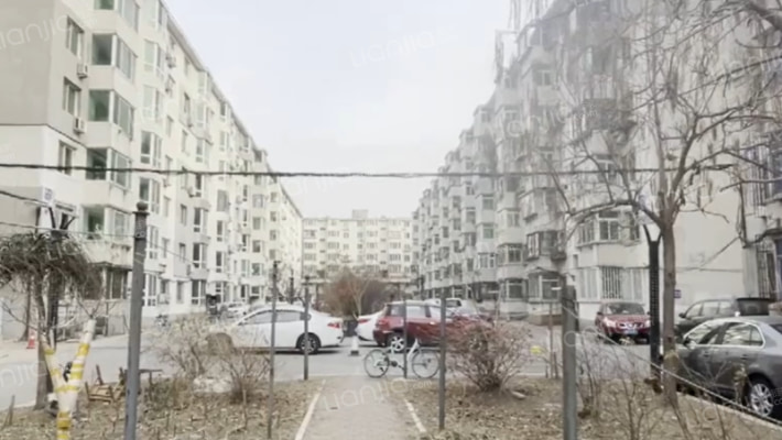 辽大高职院家属区外景图