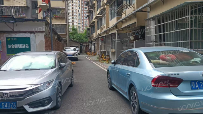 长湖地三村外景图