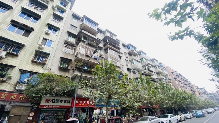 简阳中学宿舍外景图