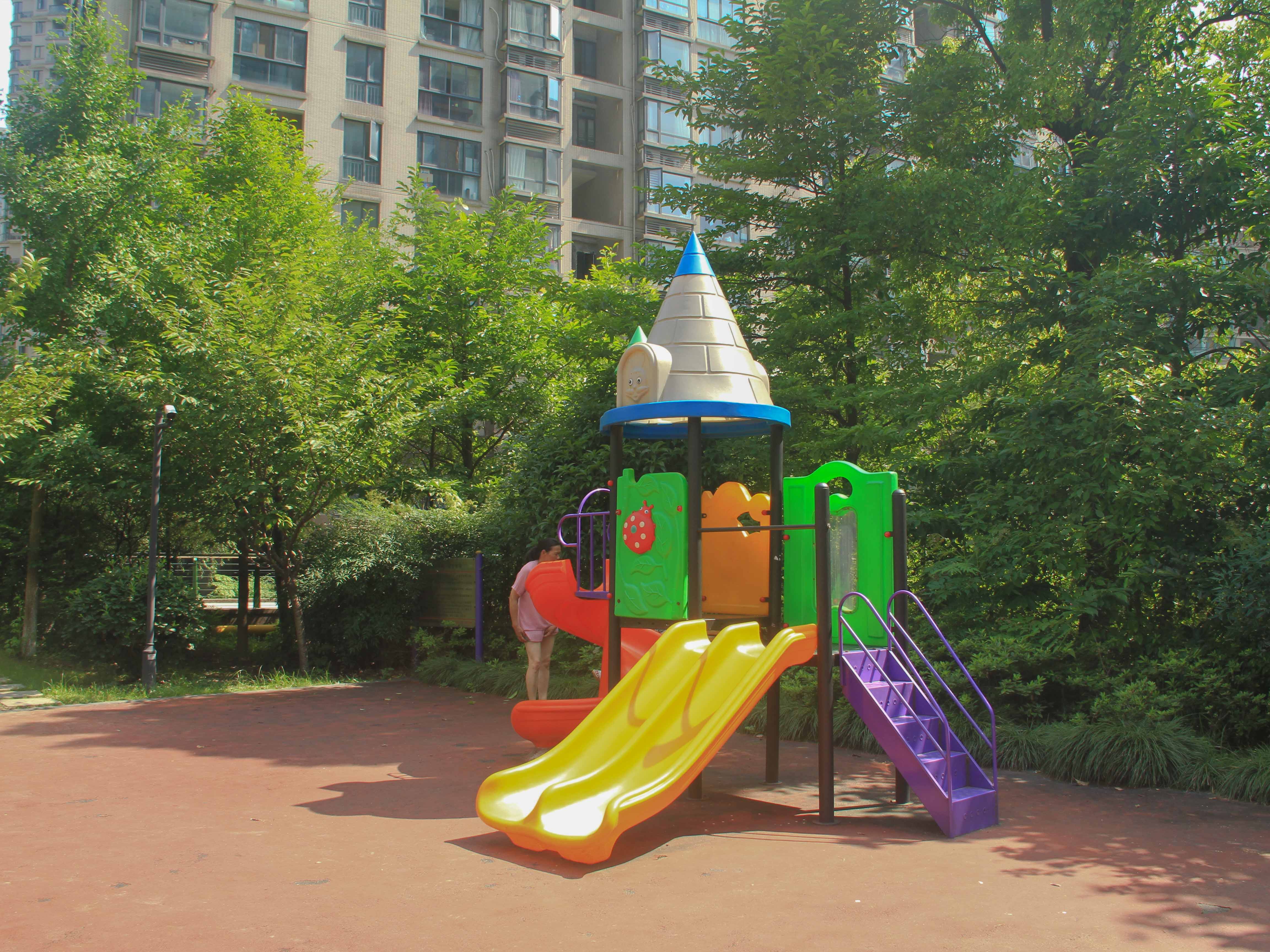 Water Mark City compound photo 27