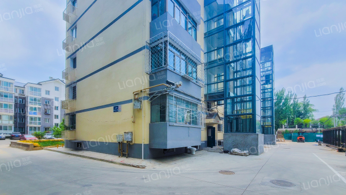 八达岭住宅小区外景图