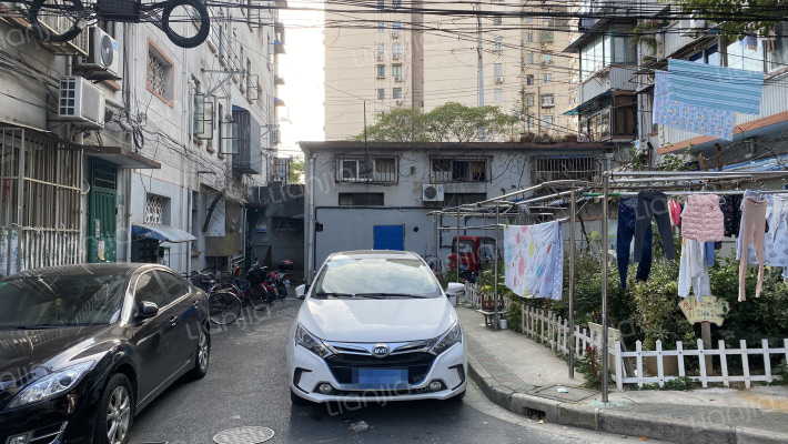 内江大楼外景图