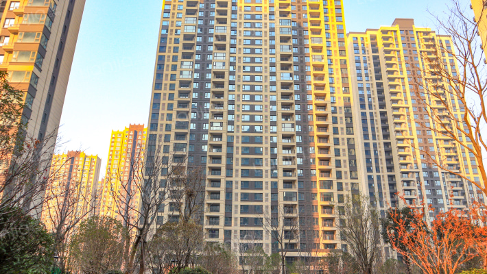 康桥康城一号院外景图