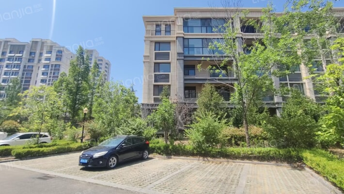 欧美榭香里外景图