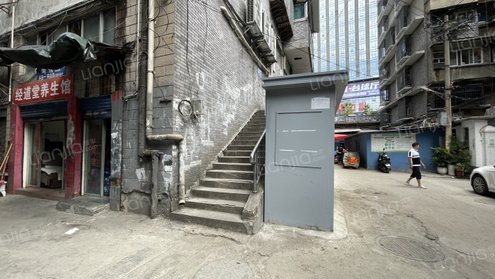 金达花园外景图