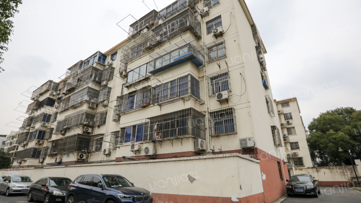 东方新村外景图