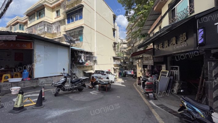 月亮岩路20号外景图