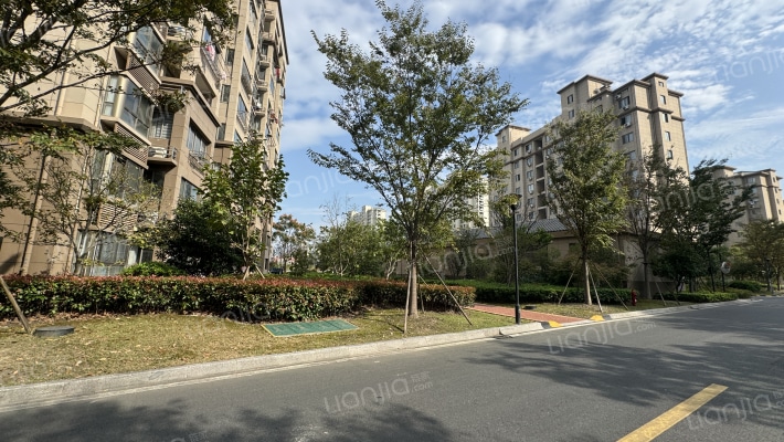 临江景苑外景图