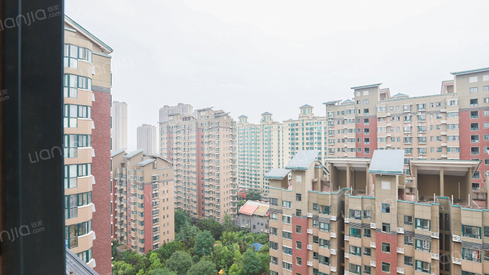 西岸国际花园3期外景图