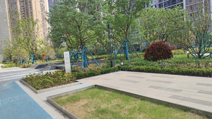 简易路67号外景图