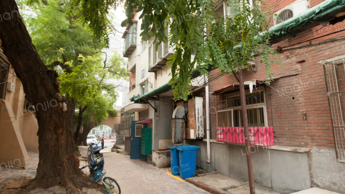新建楼外景图