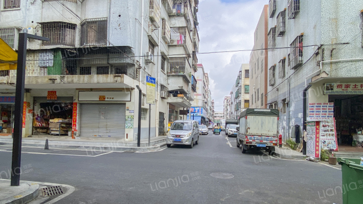 新兴三街外景图