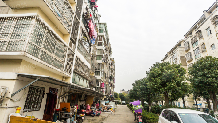 联杨新村南区外景图