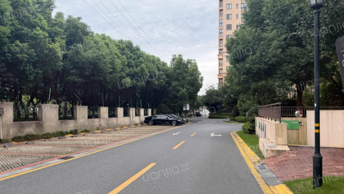 万科云岭公寓外景图