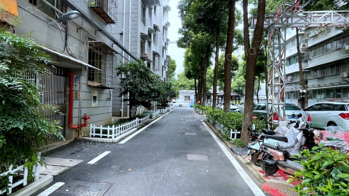 海关民航小区外景图