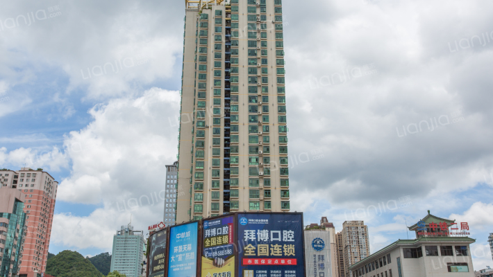 鸿基馨苑外景图