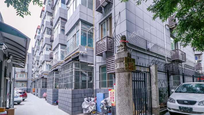 出版社家属楼外景图