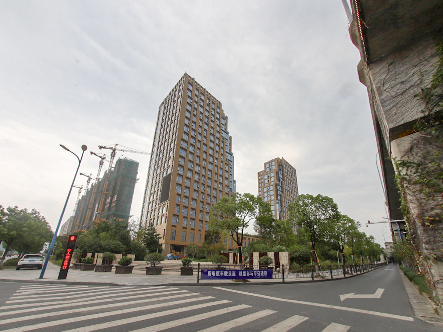 Bo Yi Jun compound photo 3