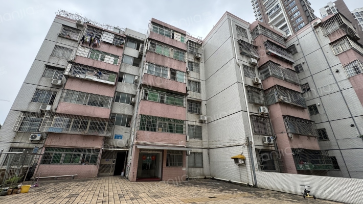 供水宿舍外景图