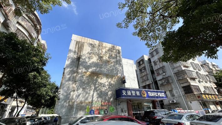 交通警察宿舍楼外景图