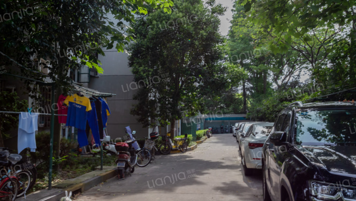 泉灵小区外景图