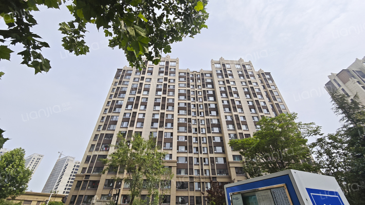 保利香槟国际外景图