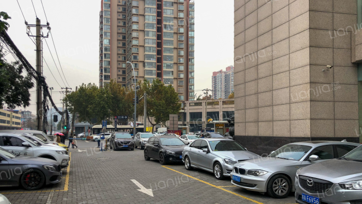 通达大厦外景图