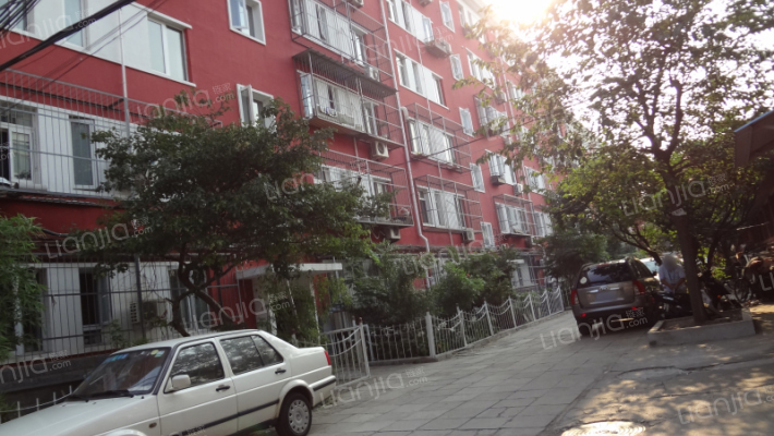 中绦胡同甲2号院外景图