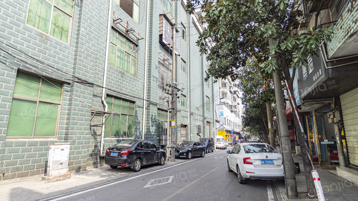 红建大厦外景图