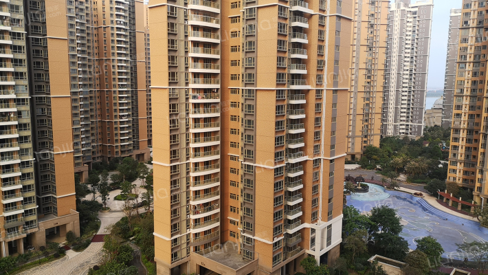 君御海城外景图