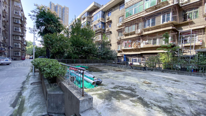 省设计院家属院外景图