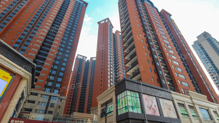 珑廷广场外景图