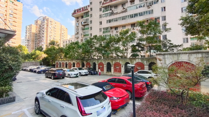 黄浦逸城外景图