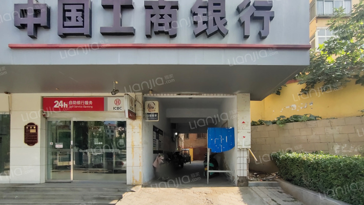 文广新局家属院外景图