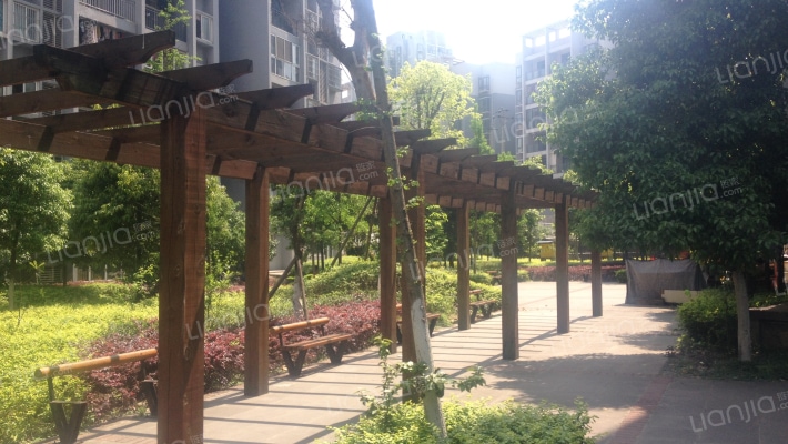 黄桷佳园外景图