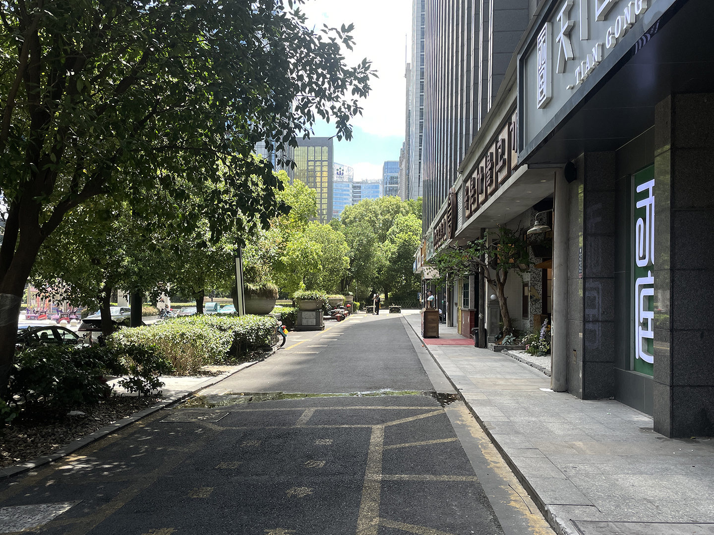 东和时代小区实景 11