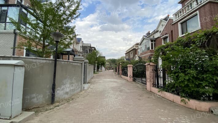 香格蔚蓝C区外景图