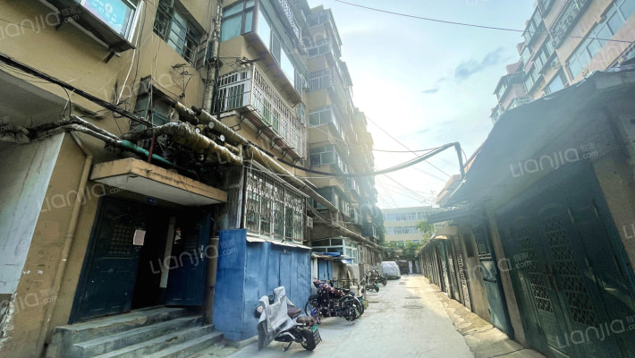 制锦市周公祠街外景图