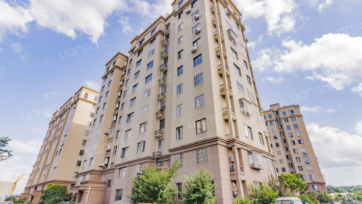 中塑新苑外景图