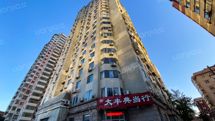 和平公寓外景图