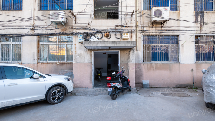 齐礼阎东街1号楼外景图